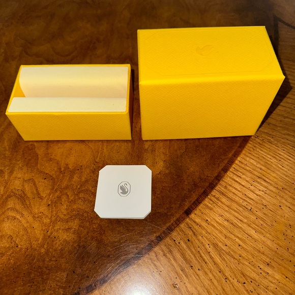 Yellow Swarovski Jewelry Box - Picture 3 of 8